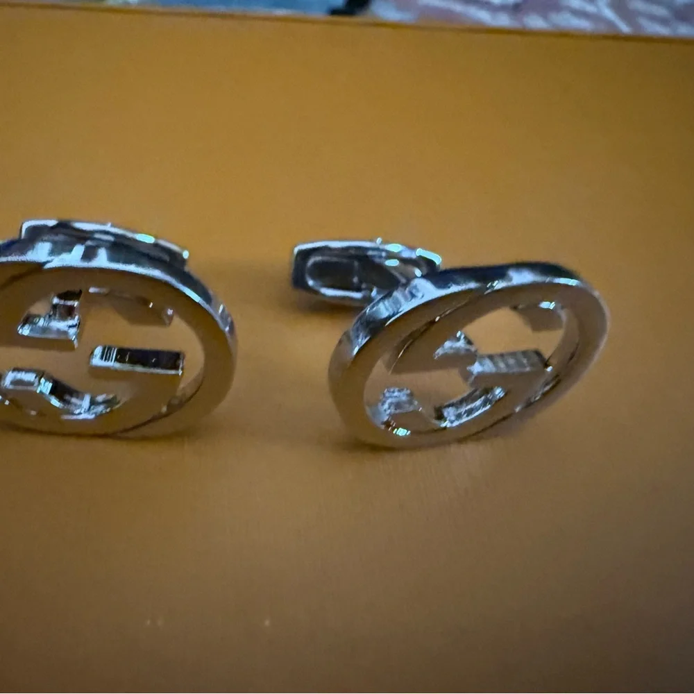 New Gucci Silver tone Cufflinks with box